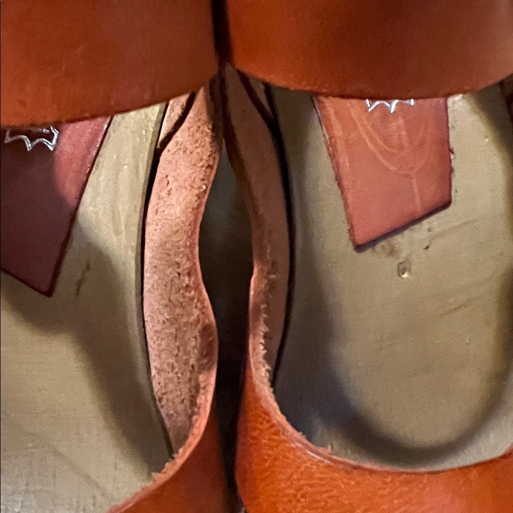 Women's Cognac Colour Leather Sandals - Picture 16 of 17